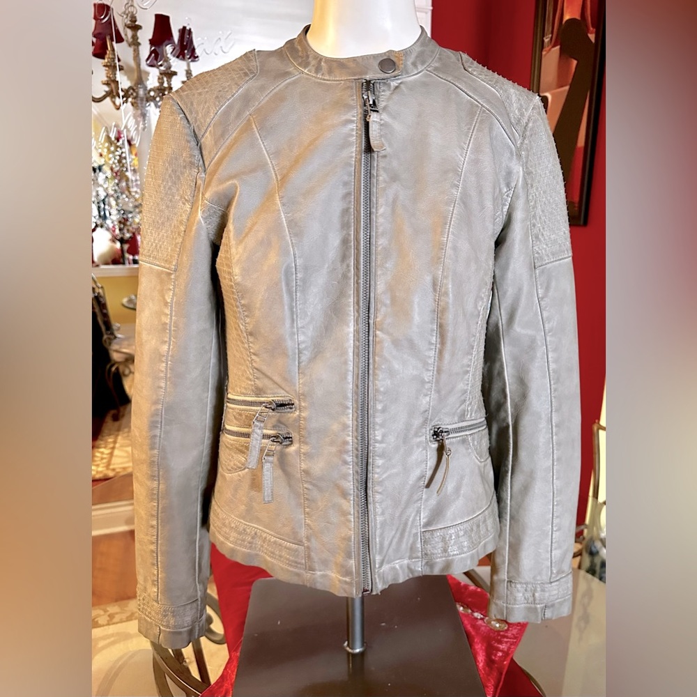 SOFT GREY VEGAN LEATHER MOTO JACKET BY WOMAN - SIZE 36 / US SMALL